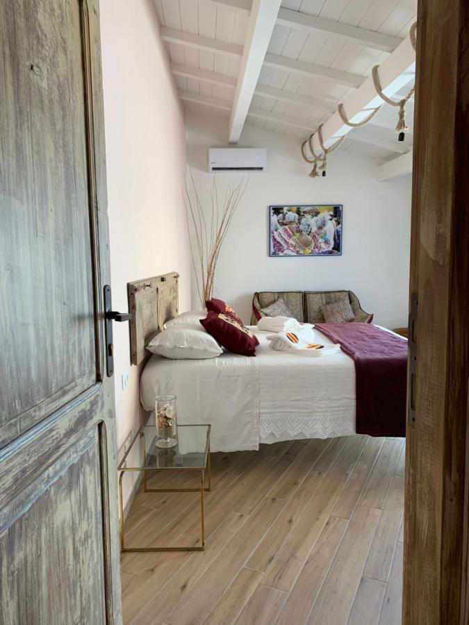 Residenza Dema Gaeta Habitación foto